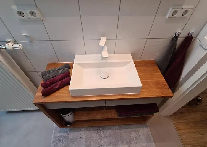 Bunter Hirsch Im Garmischer Zentrum Garmisch-Partenkirchen