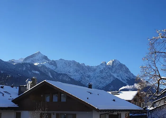 Bunter Hirsch Im Garmischer Zentrum Apartment Garmisch-Partenkirchen
